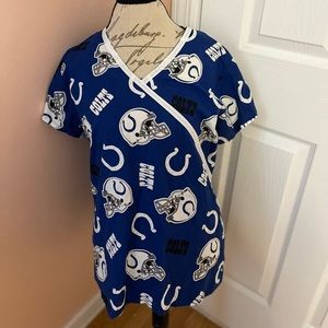 Women’s COLTS scrub top